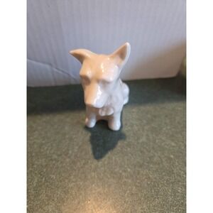 Vtg Belleek White Porcelain Scottish Terrier Scottie Dog Figurine Green 6th Mark